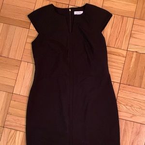 Chic Calvin Klein sheath dress